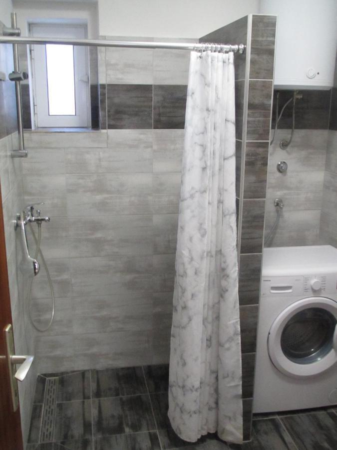 Apartment Rota ซาดาร์ ภายนอก รูปภาพ